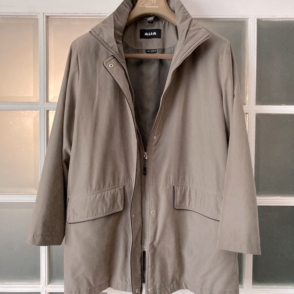 LG•ALIA•SPRING/FALL JACKET• - Picture 2 of 9